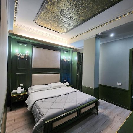 Hotel Lotus ติรานา ภายนอก รูปภาพ